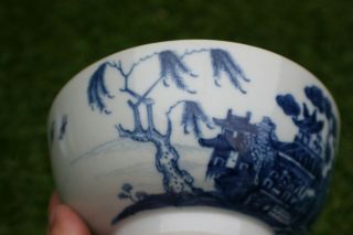18th C.  Antique Chinese Porcelain Blue & White Hand Painted Landscape Bowl 3