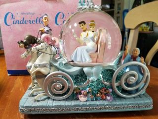 Disney - Cinderella Musical Snowglobe Carriage Prince Charming 50th Anniversary