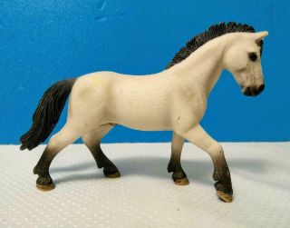Schleich Horse Figurine White & Gray Male Short Mane Am Lines 69 D - 73527 Gmund