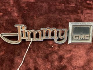 Jimmy Fender Emblem (1) Vintage Metal 1976 - 82 351758 Gmc Truck Jimmy