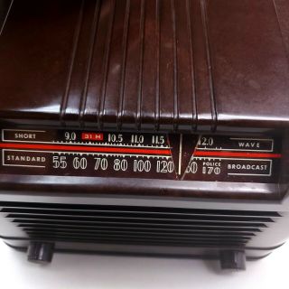 Vintage RCA Victor Tube Radio Bakelite Shortwave AM Broadcast Mid Century Modern 3