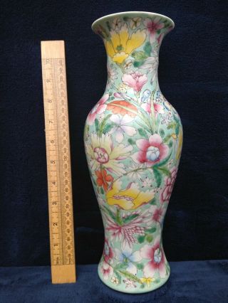 Antique Chinese Qing Famille Rose Verte Millefleur 1000 Flowers Vase Porcelain