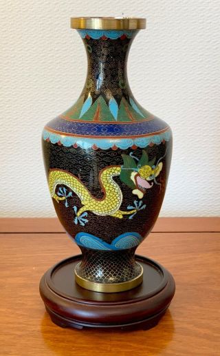 Antique Magnificent Chinese Cloisonne Vase 5 Claws Dragon 9.  5 Ins Tall