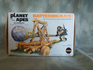 Vintage 1975 Mego Planet Of The Apes Battering Ram In Box《