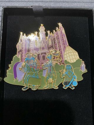 Haunted Mansion Jumbo Pin Hitchiking Ghosts And Mansion 2005 Glow In The Dark