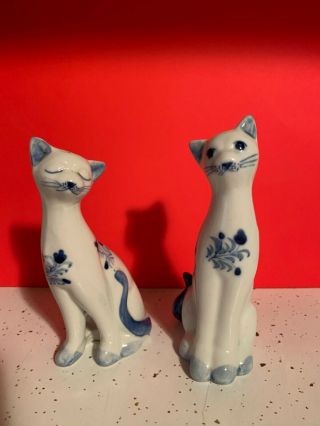 Vintage Porcelain White & Blue Cats Andrea By Sadek Thailand