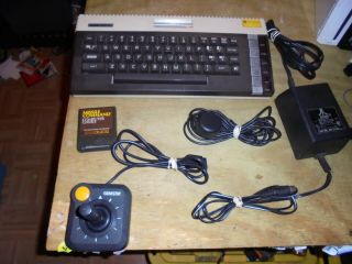 Vintage Atari 600xl 16k Home Computer With Power Supply 1 Game