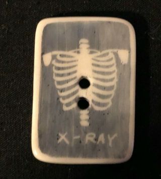 Verbal Large Idabelle Handpainted Ceramic Realistic X - Ray Button,  1 3/8 "