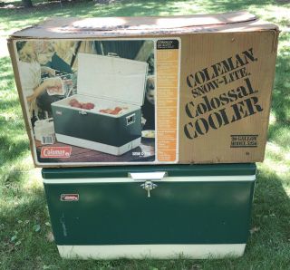 Vintage Coleman 5257 Snow - Lite Colossal Large 20g Cooler Chest Green W/box