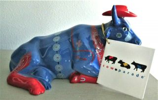" Even Cowgirls Get The Blues " Cow Parade 2001 Retired Item 9180 Dallas Fans