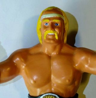 Vintage Wwf Hulk Hogan With Championship Belt Action Figure - - Titan/ljn
