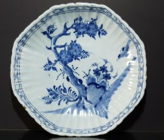 Fine Antique Chinese Quing Dynasty 18th Century Blue And White Porcelain Dish