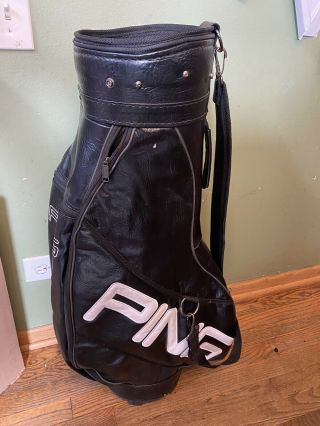 Vintage Ping Golf White & Black 6 Way Staff Bag Vinyl Leather W/ Rain Hood