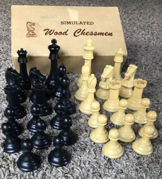 Vintage Drueke Games Simulated Wood Chessmen Chess Set No.  35 Weighted Bottoms