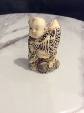 Vintage Japanese Netsuke Carved Man With Fish And Rat Artist Signed