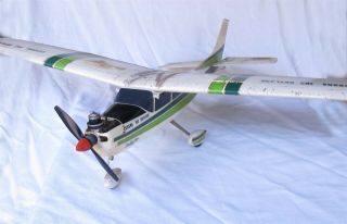 Vtg Cox 049 Cessna 182 Skylane 1:12 Scale Rc Airplane (needs A Little Work)