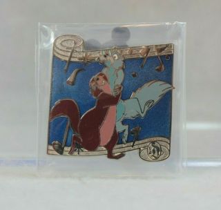 Disney Dlr Mystery Pin Date Nite Chaser Le Merlin Squirrel Sword In The Stone