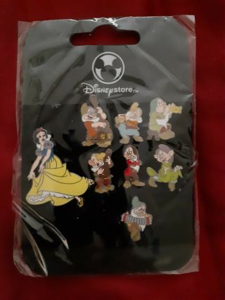 Disney Pins - Ds Snow White And The 7 Dwarfs 8 Pin Set On Card - Rare