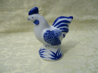 Vintage Cobalt Blue And White Porcelain Chicken/hen Figurine