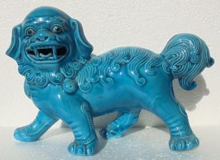 Cina (china) : Vintage Chinese Turquoise Porcelain Foo Dog Figurine