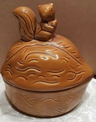 Glossy Decorative Ceramic Squirrel Walnut Lid Cookie Jar Candy Dish Nut Bowl