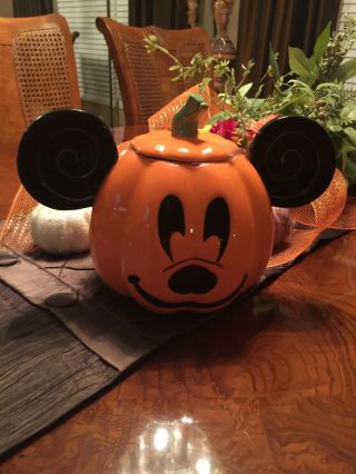 - Disney Halloween Mickey Mouse Pumpkin Cookie Jar/decoration