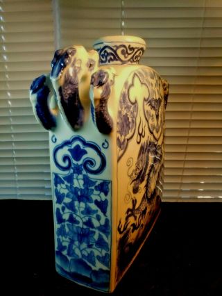 A Chinese Dragon - decorating Tri - handled Blue and White Porcelain Fortune Vase 3