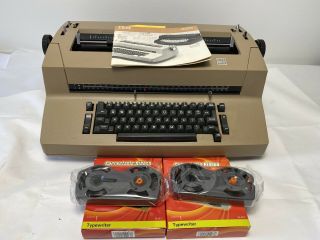 Vintage Ibm Correcting Selectric Ii Typewriter Brown