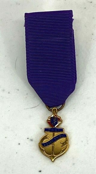 Knights Of Columbus Past Grand Knight Miniature Medal