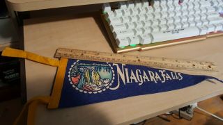 Vintage Felt Niagara Falls Souvenir Pennant