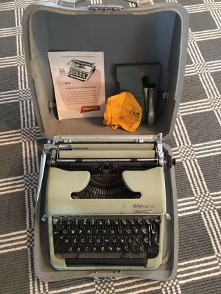 Vintage Deluxe Olympia Sm3 Typewriter W/hard Case,  Accessories,  Brochure S&h
