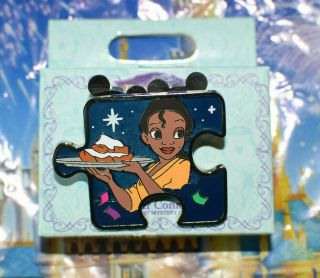 Disney Princess And The Frog Mystery Box Puzzle Pin Tiana Chaser Le 500