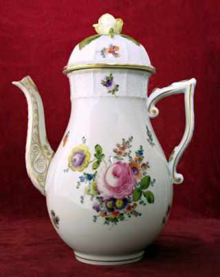 Vintage Herend Porcelain Coffee Pot Hand - Painted Flowers 612,  1st Qu.