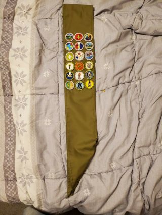 Vintage Boy Scout Bsa Late 70s Merit Badge Sash - 18 Merit Badges And 5 Ranks,