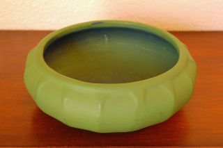 Vintage Early American Bisque Co Ambisco Matte Green 6 " Geometric Bowl