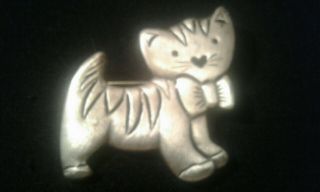 Vintage Pewter Kitty Cat Kitten Pin Brooch Large Dimensional Cute