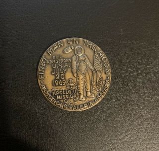 Nasa Vintage Apollo First Man On The Moon July 20,  1969 Coin