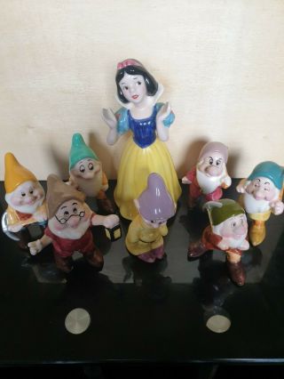 Walt Disney " Snow White & 7 Dwarfs " Porcelain Figures