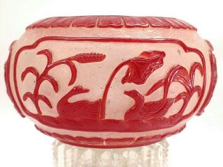 ANTIQUE CHINESE QIANLONG PEKING CAMEO ART GLASS BOWL PEARL WHITE RED SWANS POND 2