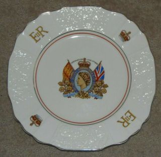 Coronation Plates Queen Elizabeth Ii Made In England Pottery 1953