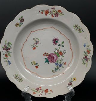 Chinese Antique Qing Dynasty,  Qianlong Plate,  With Bouquet Of Flowers 18c
