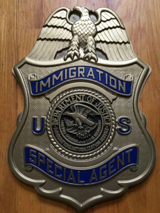 Large Us Immigration Special Agent Wall Badge Plaque Vintage Plastic