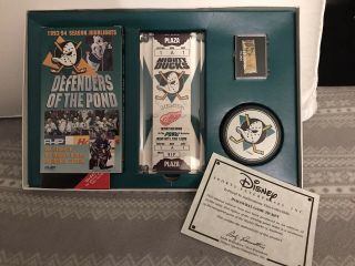 Vintage Disney Mighty Ducks Defenders Of The Pond Box Set Ticket Puck Pin Vhs