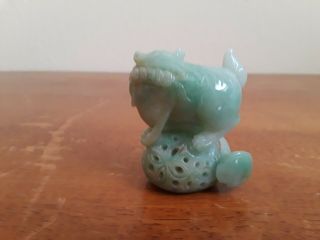 VINTAGE CHINESE CARVED GREEN JADE FOO DOG LION WITH STAND 3