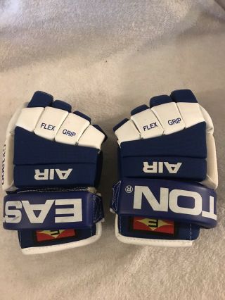 Vintage Easton Air Gx1300 Hockey Gloves 13.  5 " Blue & White