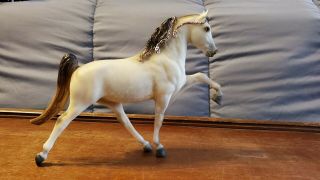 Breyer Traditional Blackberry Frost - Tennessee Walking Horse - Sr Le 716