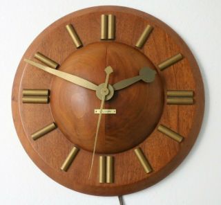 Vintage Seth Thomas Art Deco Electric Wall Clock Mid Century
