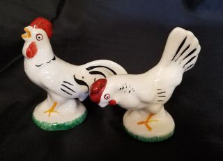 Vintage Rooster And Hen Salt And Pepper Set
