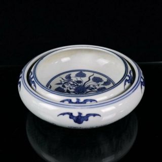 Chinese Old Porcelain A Set Of Blue And White Floral Pattern Pen Wash Plates