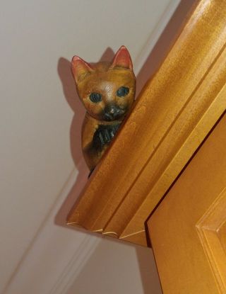 Vintage Carved Folk Art Wooden Cat Kitten Shelf Sitter